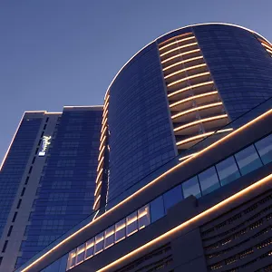 Radisson Blu Hotel, Waterfront Hotel Dubai
