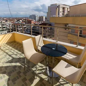  Apartament Spacious 2 Bedroom In