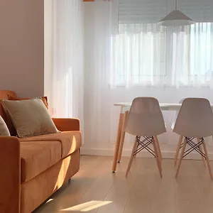Colorful By The Sea - 1 Min From The Durres