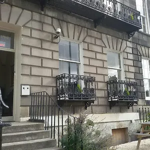 Adelphi Storbritannien